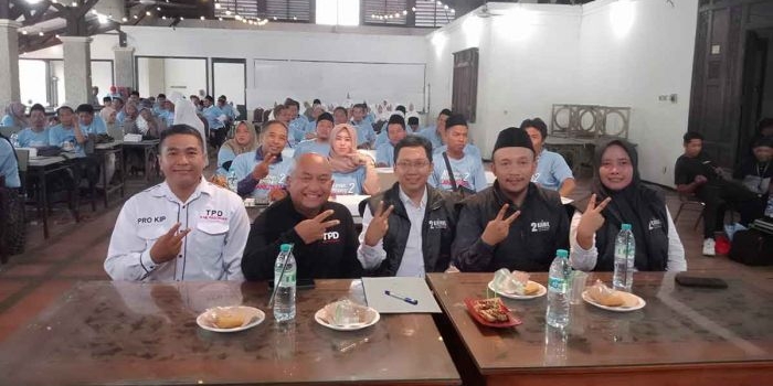 ratusan-laskar-khofifah-emil-siap-berjuang-di-pilgub-jatim-2024