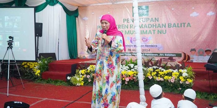 pesan-khofifah-saat-tutup-pesantren-ramadan-balita-muslimat-nu-se-indonesia