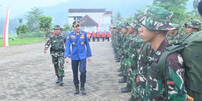 wabup-trenggalek-buka-tmmd-ke-108-di-gandusari-fokus-bangun-jalan-hingga-air-bersih