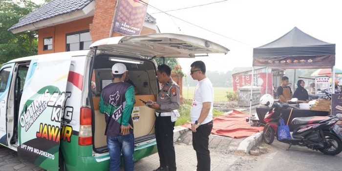 samsat-keliling-dan-cek-kesehatan-gratis-dihadirkan-di-cfd-kota-mojokerto