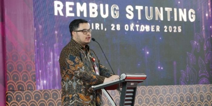Bupati Kediri Hanindito Himawan Pramana saat memberi sambutan. (Ist).