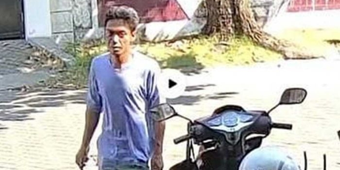 Tangkapan layar rekaman CCTV yang berada di bengkel korban saat pelaku masih menjadi karyawannya.