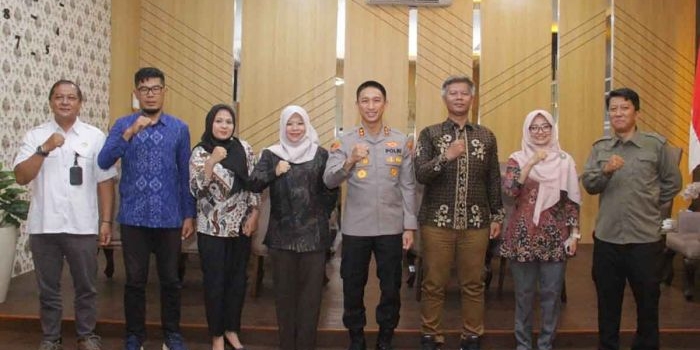 demi-pemilu-aman-dan-kondusif-kpu-sowan-ke-polres-kediri-kota