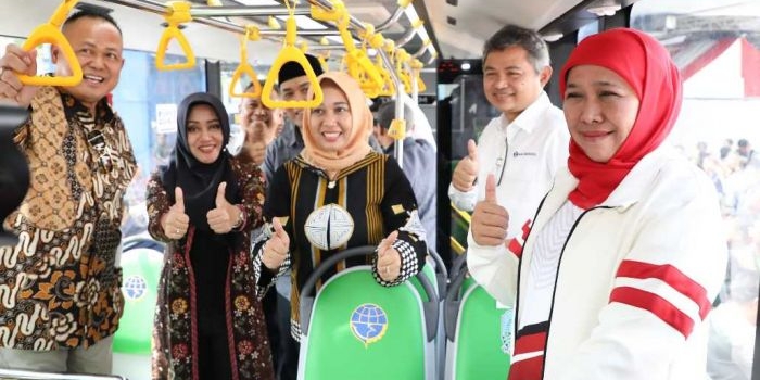 sambut-hari-kemerdekaan-ke-80-gubernur-khofifah-trans-jatim-gratis-selama-2-hari