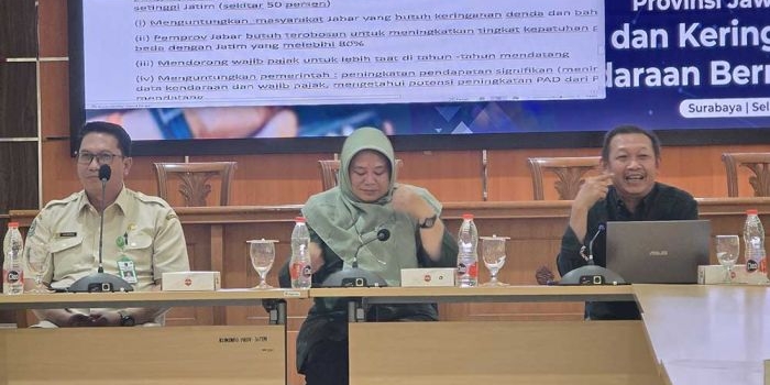 pemutihan-pkb-konsisten-dilaksanakan-pemprov-jatim-sukses-jaga-keseimbangan-tiga-hal