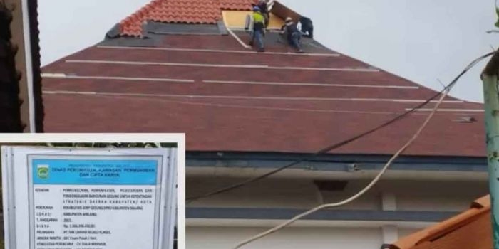 tuai-sorotan-pekerja-proyek-rehab-gedung-dprd-kabupaten-malang-tanpa-alat-keselamatan-lengkap