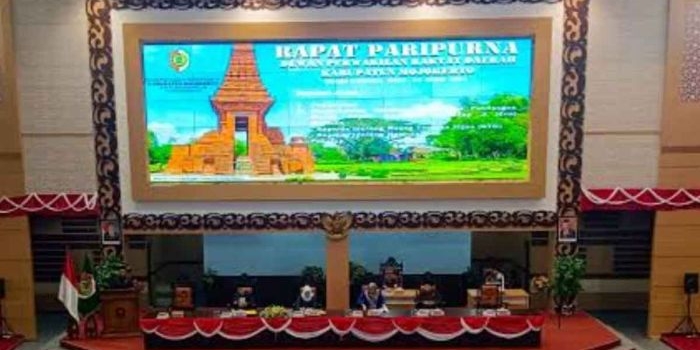 dprd-kabupaten-mojokerto-gelar-rapat-paripurna-bahas-tiga-raperda-penting