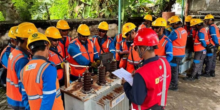 pln-gelar-akademi-yantek-2025-di-sampang-perkuat-sdm-dan-komitmen-zero-accident