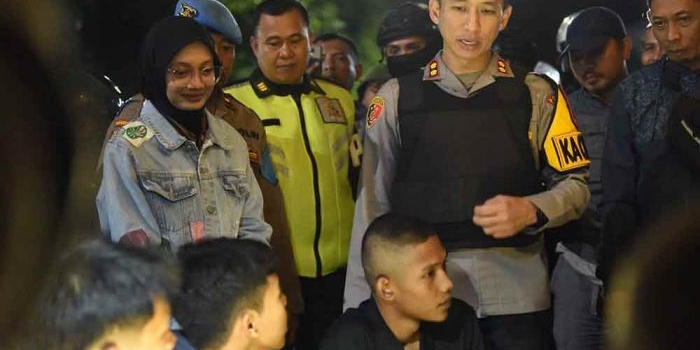 antisipasi-gangguan-kamtibmas-wali-kota-kediri-gelar-patroli-bersama-aparat-dan-ormas