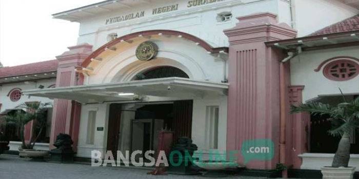 Pengadilan Negeri Surabaya. foto: IRWAN S/ BANGSAONLINE