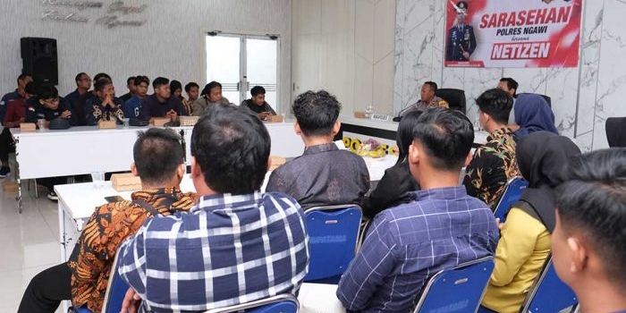 jaga-kondusivitas-jelang-pilkada-polres-ngawi-gelar-sarasehan-bersama-netizen