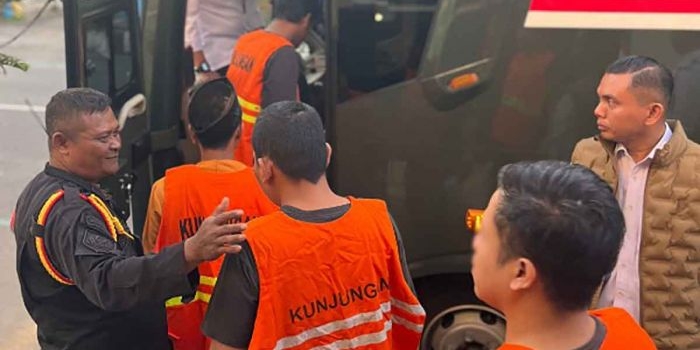 lapas-kediri-pindahkan-27-narapidana-ke-madiun-tekan-overcapacity-hingga-302-persen