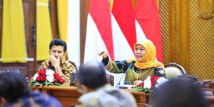 gubernur-jatim-ingatkan-perangkat-daerah-percepat-program-kerja-untuk-makmurkan-masyarakat