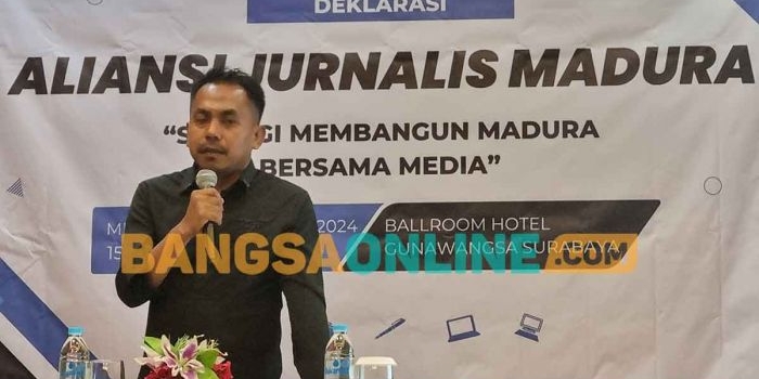 Khoirul Umam saat terpilih sebagai Ketua Aliansi Jurnalis Madura. Foto: AHMAD FAUZI/BANGSAONLINE