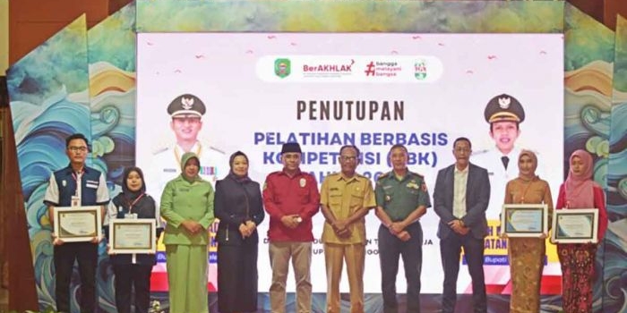 tekan-angka-pengangguran-pemkab-trenggalek-gelar-pelatihan-kerja-berbasis-kompetensi