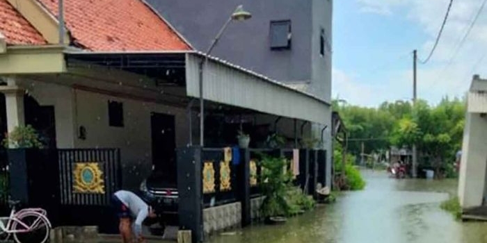 bmkg-peringatkan-potensi-banjir-rob-di-pesisir-jatim-pada-12-18-juni-2026