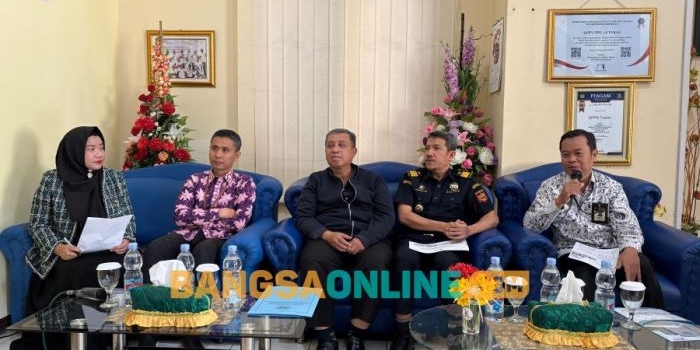 kppn-sampaikan-kinerja-apbn-di-tuban-gaji-ke-13-cair-rp1137-miliar