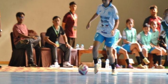 skor-imbang-tim-futsal-putri-kota-batu-dan-kabupaten-kediri-lolos-ke-babak-8-besar