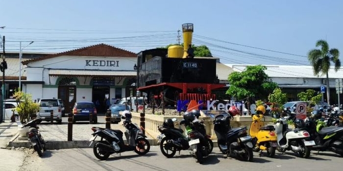 humas-kai-daop-7-penataan-lahan-sekitar-stasiun-kediri-sudah-sesuai-aturan