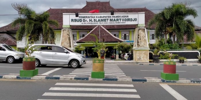 RSUD dr. H. Slamet Martodirdjo Kabupaten Pamekasan.