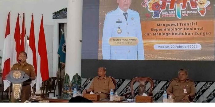 Pj Bupati Madiun saat menyampaikan sambutan HPN 2024.