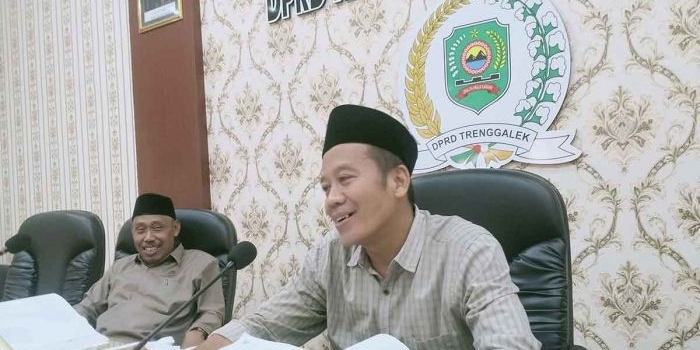 komisi-iii-dprd-trenggalek-bahas-lpj-2023-bersama-opd-terkait