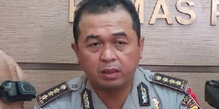 Kombes Pol Frans Barung Mangera, Kabid Humas Polda Jatim.