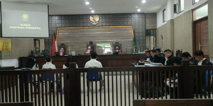 Suasana Sidang Kasus Gagal Ginjal Akut di PN Kota Kediri.