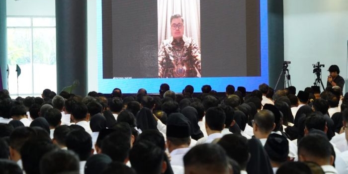 penyerahan-sk-pengangkatan-cpns-dan-pppk-bupati-kediri-jangan-terjebak-di-zona-nyaman