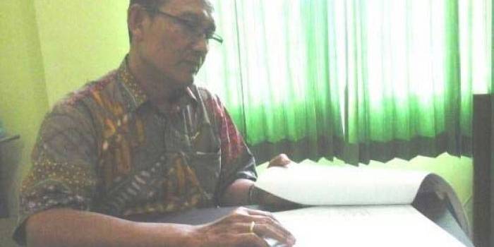 Pejabat Pembuat Komitmen (PPK) Dinas Pekerjaan Umum Bina Marga dan Cipta Karya Ngawi, Suprijadi. foto: zainal abidin/ BANGSAONLINE