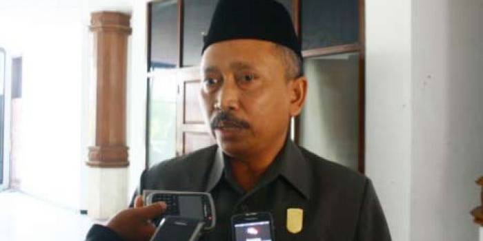 Ketua Tim Pemenangan Huda-Noor, Miyadi. (foto: suwandi/BANGSAONLINE)