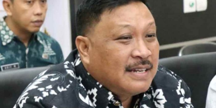 waka-dprd-gresik-sebut-perbaikan-jalan-banjarsari-kedanyang-akan-segera-dilakukan-dputr
