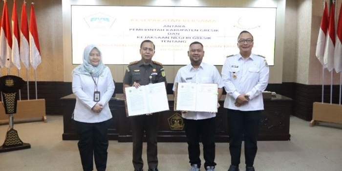 bupati-gresik-dan-kajari-teken-mou-pengembalian-aset-daerah