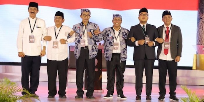 Ketiga Paslon Cabup-Cawabup Pamekasan saat mengikuti debat yang diselenggarakan KPU