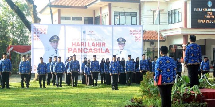 wali-kota-pasuruan-pimpin-upacara-hari-lahir-pancasila-2025