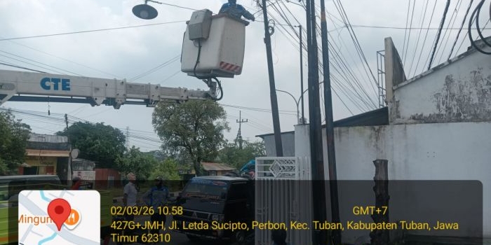 keluhan-kabel-semrawut-satpol-pp-tuban-ultimatum-provider-internet