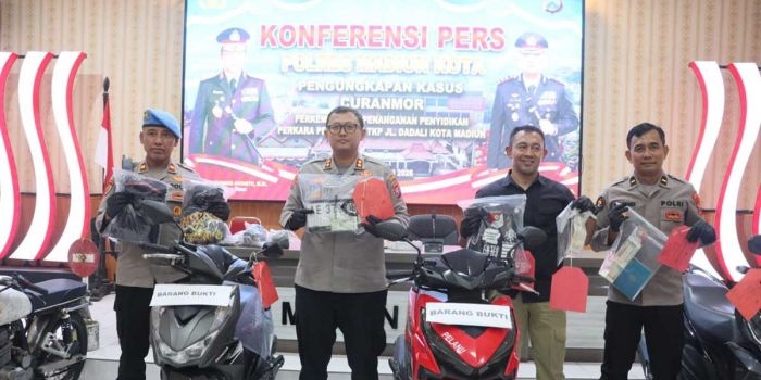 Barang bukti kasus curanmor saat konferensi pers di Mapolres Madiun Kota.