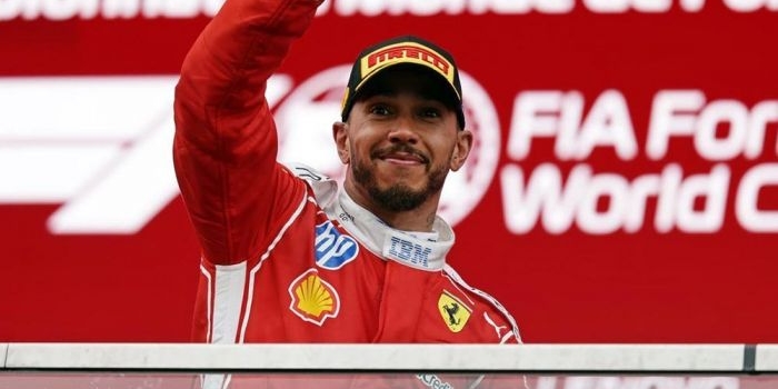 puji-tim-teknik-lewis-hamilton-ungkap-alasan-mulai-nyaman-di-ferrari-ini-yang-saya-impikan