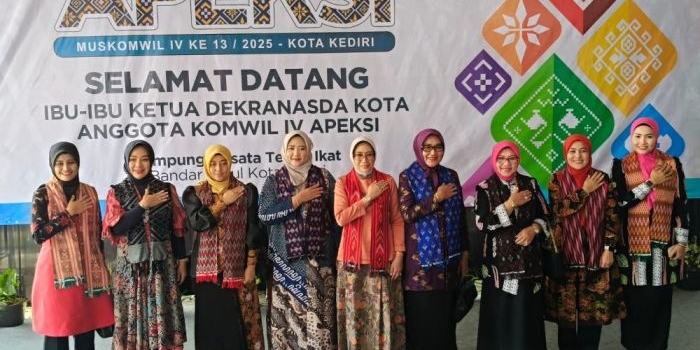 city-tour-ladies-komwil-iv-apeksi-2025-faiqoh-qowimuddin-ajak-istri-kada-kunjungi-kota-kediri-lagi