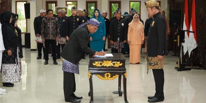 lantik-34-pejabat-bupati-lamongan-tekankan-profesionalisme-dan-integritas