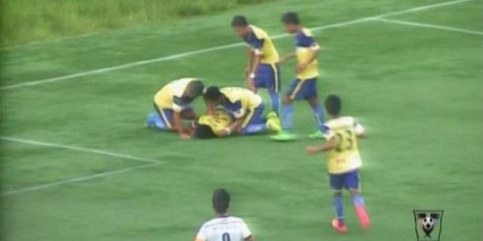 momen di mana Peter Biaksangzuala salah mendarat dan berujung kematian.