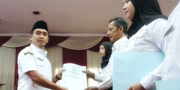 serahkan-sk-pppk-tahap-i-2024-wali-kota-pasuruan-tekankan-pelbagai-hal-ini