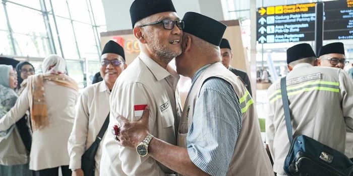 sambut-tim-musyrif-diny-menhaj-gus-irfan-pastikan-ibadah-haji-sesuai-syariat