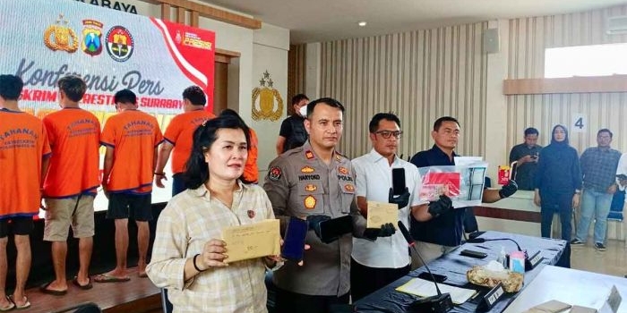 polisi-bongkar-praktik-prostitusi-di-surabaya