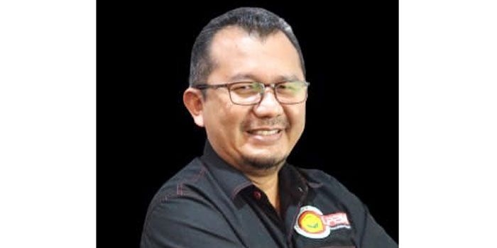 Prof. Dr. Yuli Witono, S.TP., MP selaku Ketua LP2M Unej.