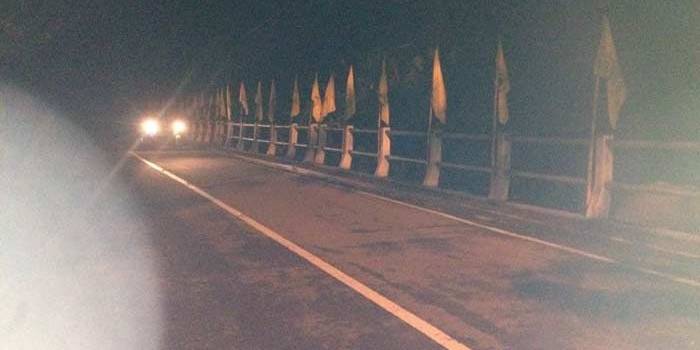 Jembatan Sundeng Pacitan yang disebut-sebut sering ada penampakan hantu pocong. 
