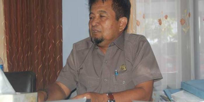 Samsuri, Wakil Ketua Komisi I DPRD Trenggalek. foto: herman/ BANGSAONLINE