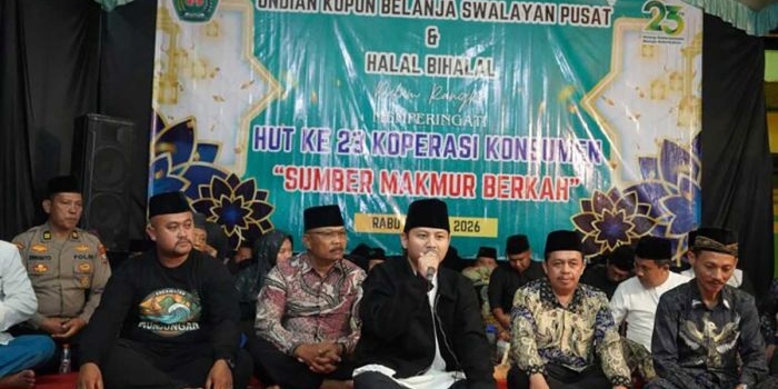 Bupati Trenggalek saat menghadiri halal bihalal di KSU Kecamatan Munjungan.