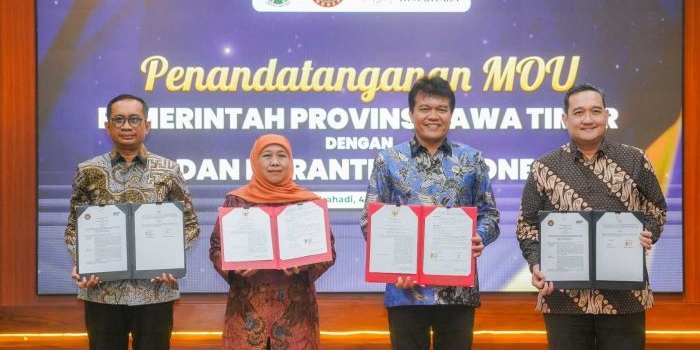 gubernur-jatim-teken-mou-dengan-barantin-dirikan-instalasi-karantina-terpadu-pertama-di-indonesia