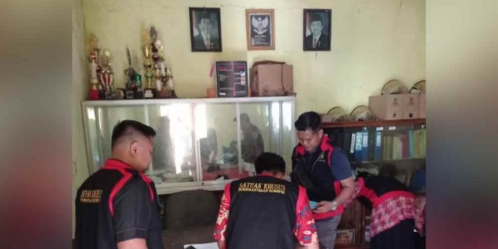 penyidik-kejari-tuban-geledah-kantor-desa-bunut-dan-kedungsoko-terkait-kasus-dugaan-korupsi